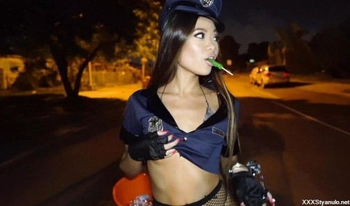 Vina Sky - Vina Sky Trick Or Treats For Dick On Halloween! [HD]