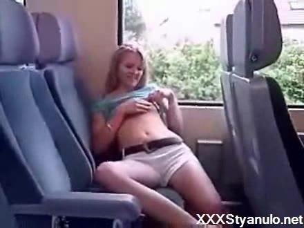 Amateurs - I Film My Teen Posing In The Train [SD]