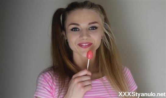 SexyLucy69 - Daddys Girl Playing Wcandy [FullHD]