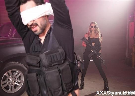 Kayley Gunner - Mistress Of Seduction Agent Kayley [FullHD]