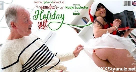 Boris B - Grandpas Wet, Horny And Young Holiday Gift Is Ready For Him [FullHD]