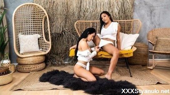 Lexi Dona, Polly Pons - Lesbea [HD]