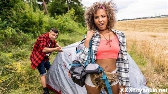 Romy Indy - Fake Hostel [SD]