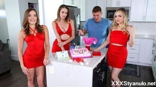 Anna Claire Clouds, Katie Kush, Kyler Quinn - Princess Cum [HD]