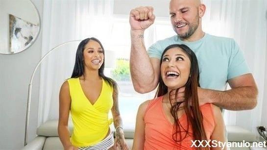 Camila Cortez, Xxlayna Marie - Double-Booked [HD]