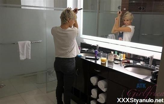 Makenna Blue - Las Vegas 1 [SD]