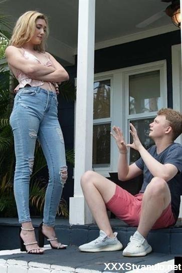 Katie Kinz  - Coed Hottie Katie Kinz Revenge Fucks Her Friends Brother [SD]