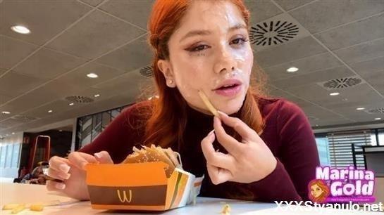 Marina Gold - Cum Drenched Teen Eats A Burguer Bukkake [FullHD]