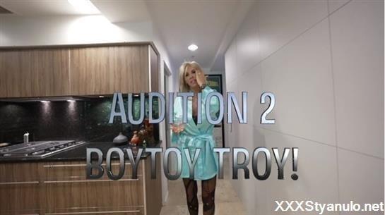 Wifeys Double - Audition [SD]