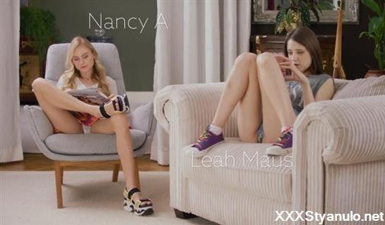 Nancy A, Leah Maus - Adorable Kitties Home Alone [HD]