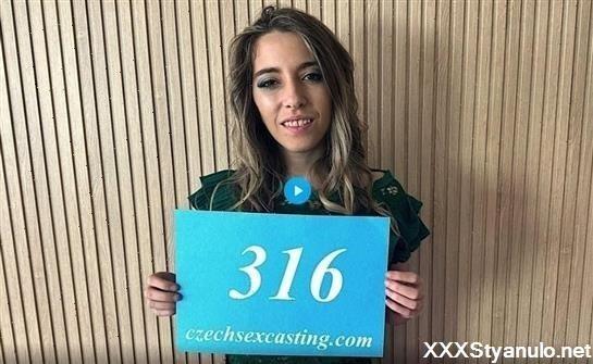 Safira Yakkuza - Another Spanish Model Will Show Off Her Skills At The Casting [FullHD]