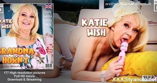 Katie Wish - Katie Wish Is A British Curvy Big Breasted Granny That Loves To Play With Her Shaved Pussy [FullHD]
