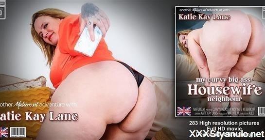 Katie Kay Lane - British Big Natural Tits Cougar Katie Kay Lane With Her Big Ass Needs An Orgasm [FullHD]