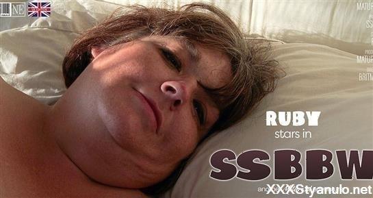 Ruby - Ssbbw Ruby Plays In Bed With Her Huge Saggy Tits And Fat Pussy! [FullHD]