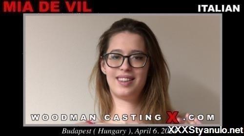 Mia De Vil - 2 [HD]