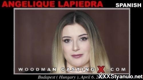 Angelique Lapiedra - Pissing [SD]
