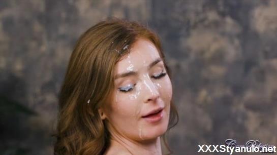 Katie Cooper - Catwalk Facial [FullHD]