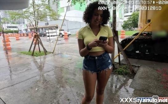 Alix Avery - Avery Good Day [SD]