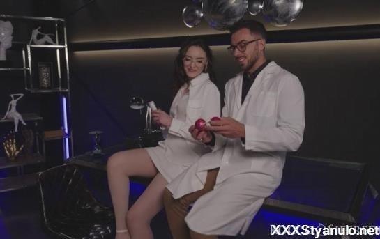 Catherine Knight - Roccos Sex Clinic Treatment 17 [SD]