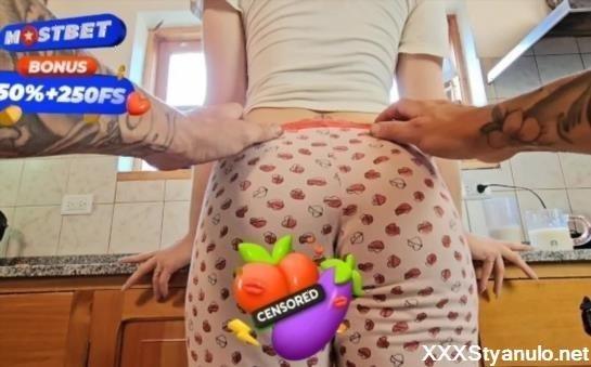 KeilaBassi - No Te Vayas Sin Antes Acabarme Dentro De El Culo Hermanastro [FullHD]