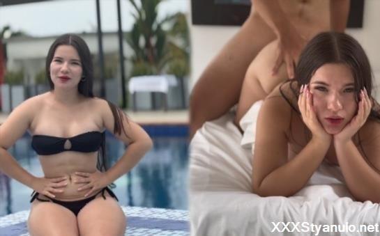 MaracuMangoo - Sunny Day To Enjoy The Pool And A Good Dick At The Hotel [FullHD]
