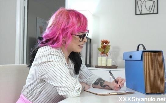 Maya Romero - Taxes [SD]