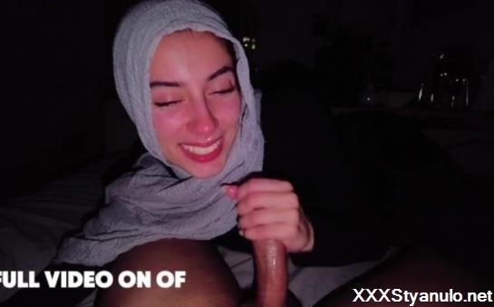 LilmissG - My Sisters Muslim Friend Snuck Into My Room [FullHD]