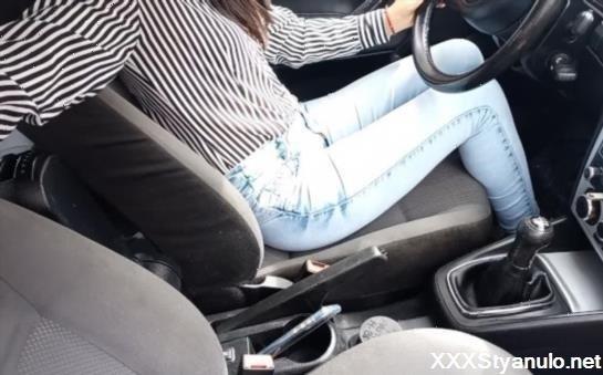 Tania Gomez - Mi College Milf Teacher Invites Me To Her House To Approve Chemistry [HD]