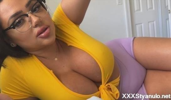Amateurs - Busty Latina Step Sister Business Lessons [FullHD]