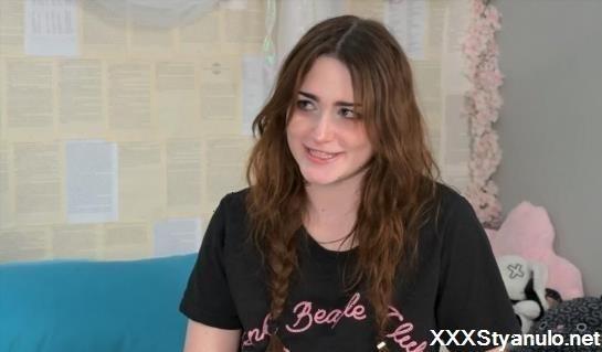 Lilibet Saunders - Stepdaughter Psychology [FullHD]