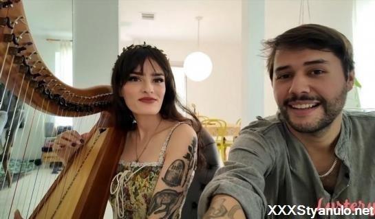 Holly Beth, Hairy Styles - Pull On My Harp Strings [FullHD]