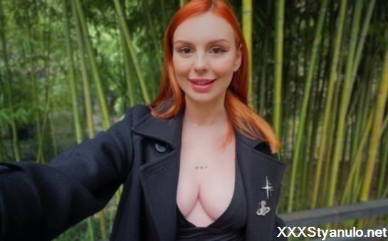 Eva Soda - A Blogger Fucks The First Person She Meets And Will Shoot It On Camera [FullHD]