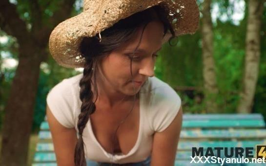 Candy Rose - The Shape Of Junk [SD]