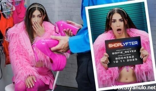 Sofie Reyez - Case No. 8004262 - Keep The Heels, But Wipe His Cum Off Them [FullHD]