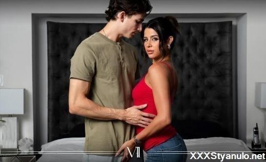 Kylie Rocket - One Bed, Two In-Laws [FullHD]