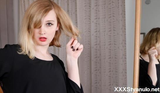 Jade Slade - Small Is Best [FullHD]