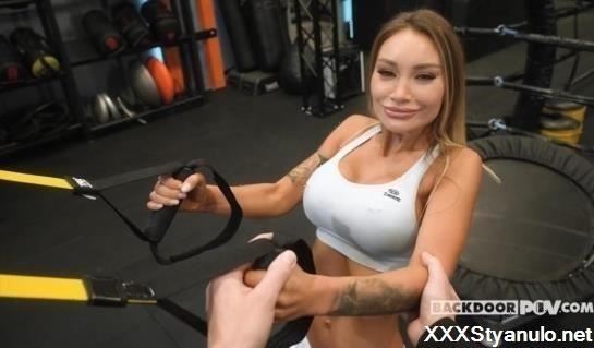 Monika Fox - She Put It Down Slowly [FullHD]