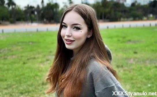 Jenny Kitty - I Helped A Stranger Girl And She Let Me Cum In Her Crempai [FullHD]