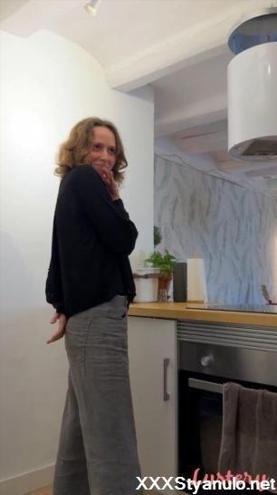 Fritz, Suzy - Lunch Break [SD]