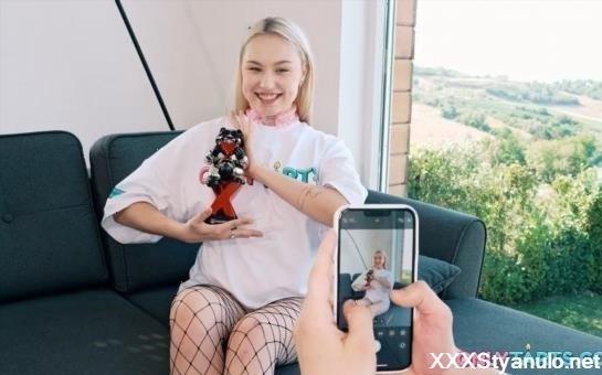 Sara Bork - Xhamster Awards The Deleted Scene [SD]