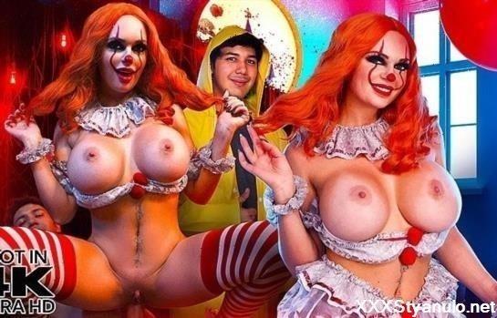 Emily Thorne - The Spooky Hot Clownette [FullHD]
