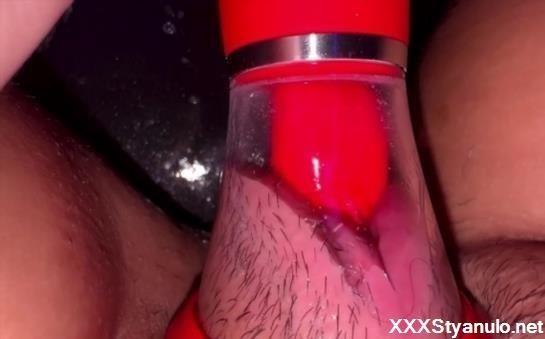Bunnyortega - Intense Orgasms With Extreme Suction Honeyplaybox [FullHD]