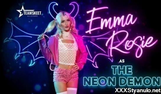 Emma Rosie - December Spotlight Not Even Neon Demons Are As Freaky As Emma Rosie [FullHD]