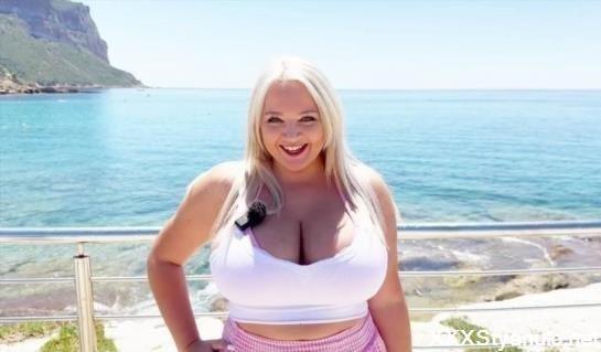 Lana - 25 Years Old, Has Some Serious Assets To Show Off! [FullHD]