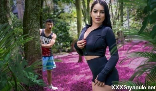 Yennifer T - Youre Way Hotter Than She Is I Came Inside Of My Girlfriends Mom [FullHD]