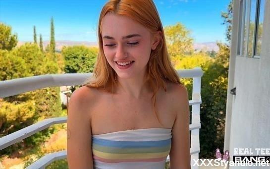 Gracey Snow - Gracey Snows Public Fuck Playground [SD]