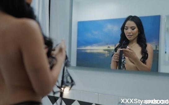 Jada Kai - Receives Hardcore Anniversary Pussy Pounding [SD]