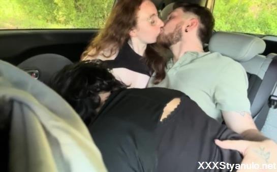 Leotheredhead - Two College Best Friends Seduced Their Uber Driver Into Having A ThreesomeOfLeotheredhead [SD]