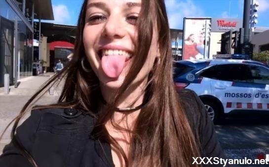 KLX - Met Up With My Ex Ended Up Cumwalking Through The Mall - Klx [FullHD]