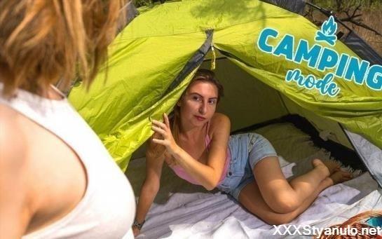 Robin Scherbatsky, Lana Rose - Camping Sweethearts [FullHD]